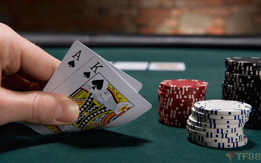 Chọn tựa game phù hợp tại sảnh King's Poker TF88